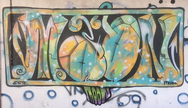 Graffiti Wall - Photo by moon - Moon (2017)