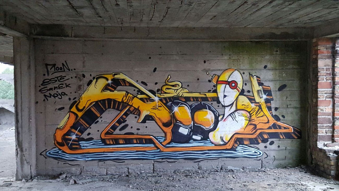 Graffiti Wall in Rügen prora - Photo by moon (2016)