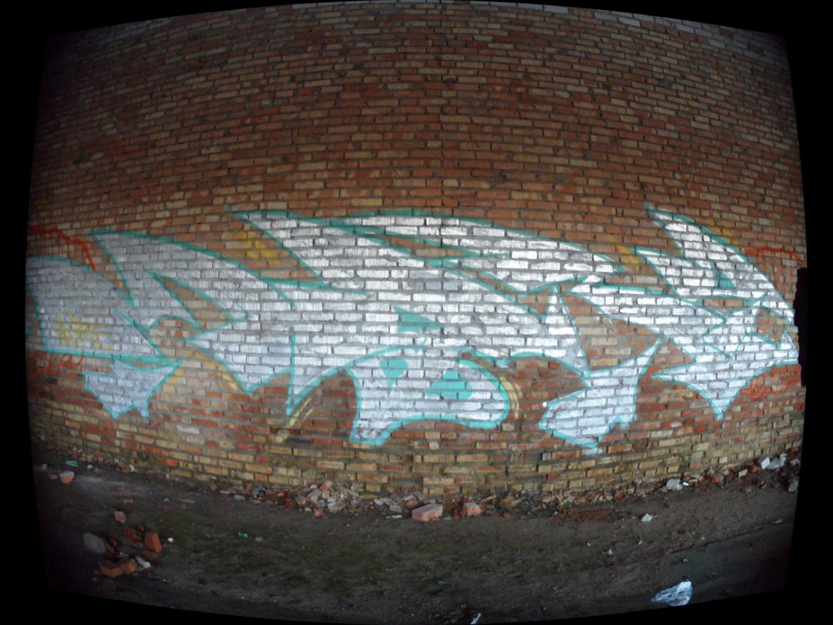 Graffiti Wall - Photo by more_style - more (2013)