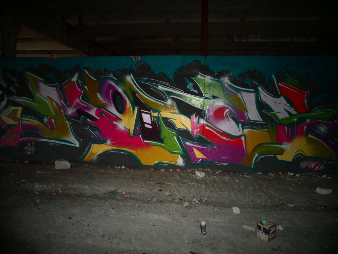 Graffiti Wall - Photo by more_style - more (2014)