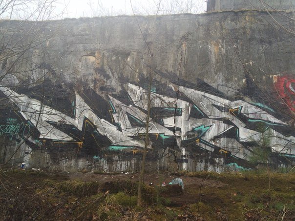 Graffiti Bombing - Photo by more_style - more/, tabz