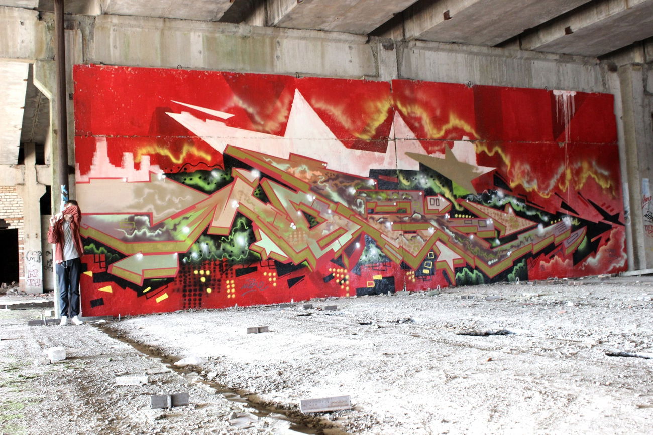 Graffiti Wall - Photo by more_style - more, (tabz, crew) (2015)