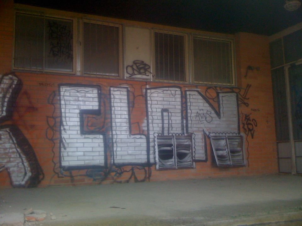 Graffiti Wall - Photo by morelotr - clon, toy, napicu (2014)