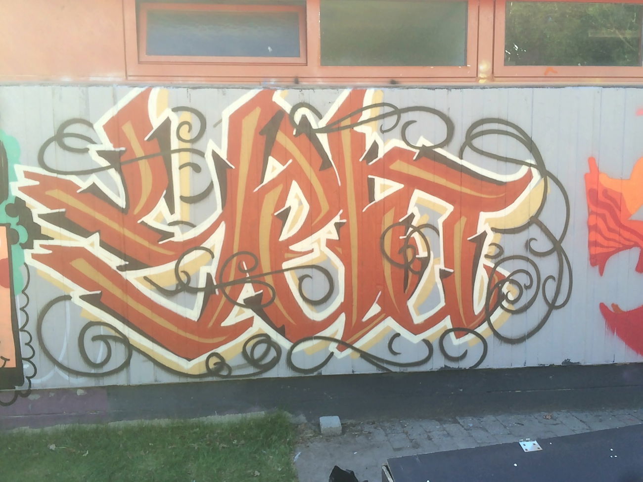 Graffiti Wall - Photo by mortek1 - yela, oldenburg