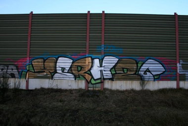 Graffiti Bombing - Photo by moschek - yrz, shg