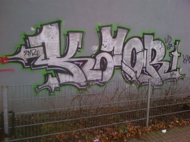 Graffiti Wall in Hamburg - Photo by moschek - pmz