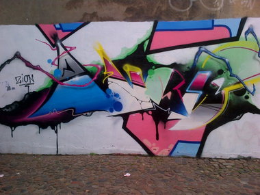 Graffiti Wall in Hamburg - Photo by moschek - angis, end (2013)