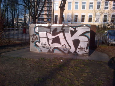 Graffiti Bombing in Hamburg - Photo by moschek - wick, isk (2013)
