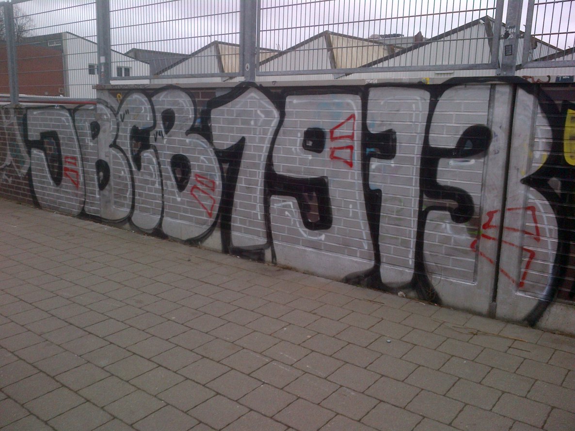 Graffiti Bombing - Photo by moschek - jbcb, 1973