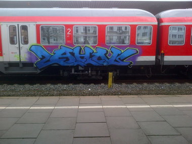 Graffiti Train - Photo by moschek - ahn, isk