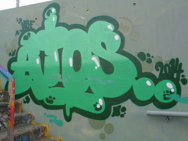 Graffiti Wall in Hamburg - Photo by moschek - atos, nsf (2014)