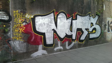 Graffiti Bombing - Photo by moschek - Nuts (2017)