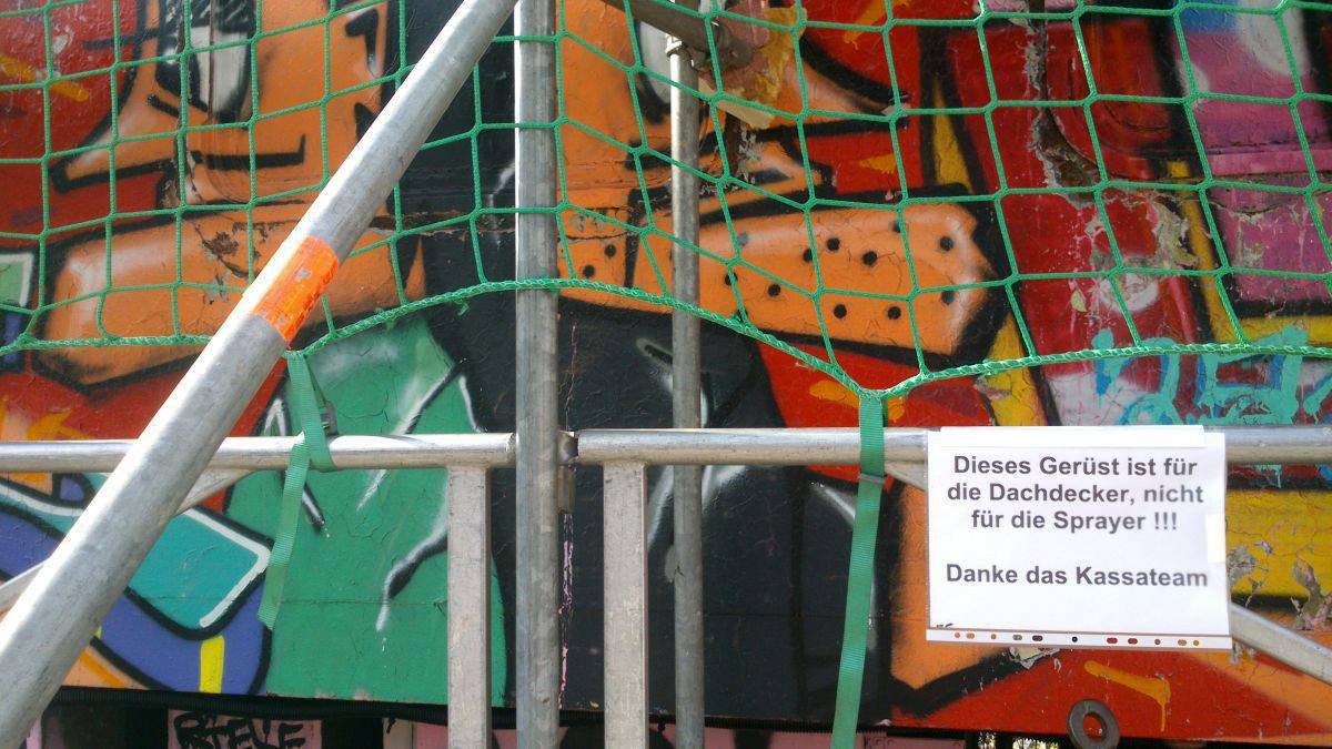 Graffiti Artwork - Photo by moschek - jena, kassa