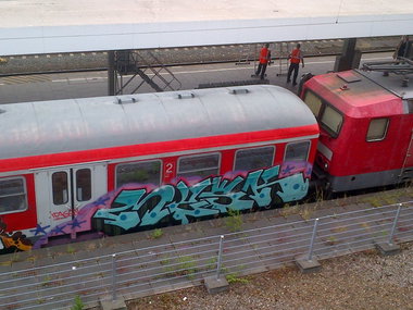Graffiti Train - Photo by moschek - mesk, ifa (2014)