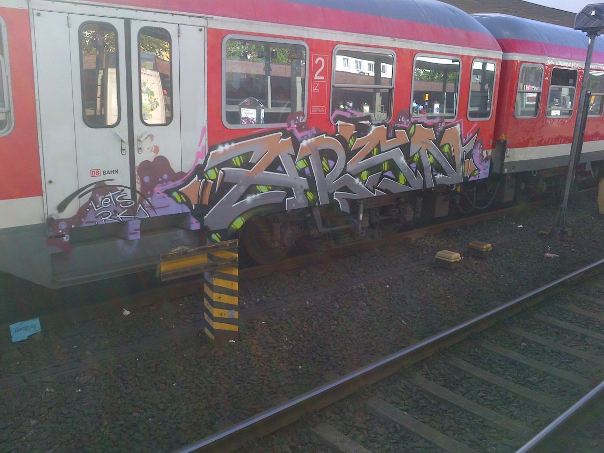 Graffiti Train - Photo by moschek - arsen, lets, rk (2014)