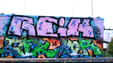 Graffiti Wall in Hamburg - Photo by moschek - reik, qms (2014)