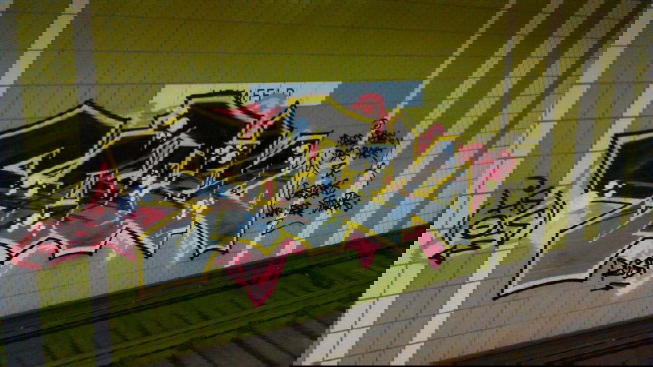 Graffiti Bombing in Hamburg - Photo by moschek - sotek, hs, ois (2015)