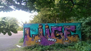 Graffiti Wall in Hamburg - Photo by moschek - Lüge, ang (2016)