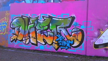 Graffiti Wall - Photo by moschek (2015)