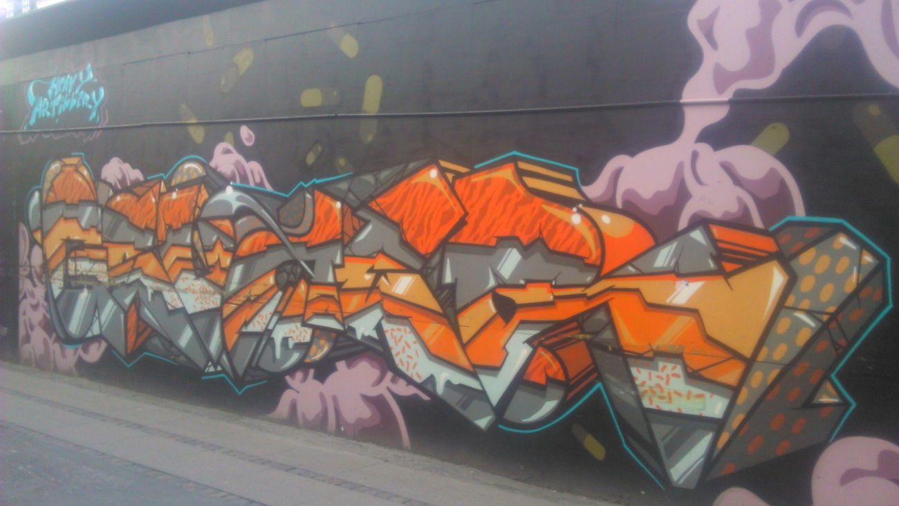 Graffiti Wall in Bitte warten... - Photo by moschek