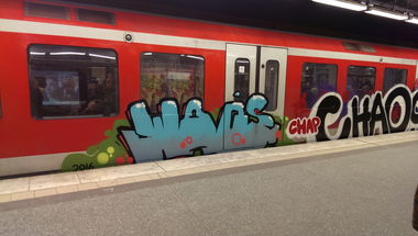 Graffiti Train - Photo by moschek - Waqs (2016)