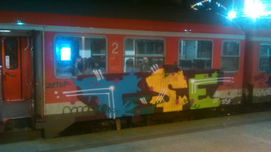 Graffiti Train in Wohnort - Photo by moschek - Tese, dsf (2015)