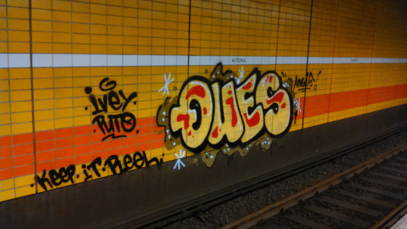 Graffiti Bombing in Wohnort - Photo by moschek - ques