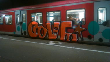 Graffiti Train in Wohnort - Photo by moschek - Qvc (2015)