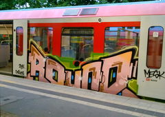 Graffiti Train in Wohnort - Photo by moschek - round (2015)