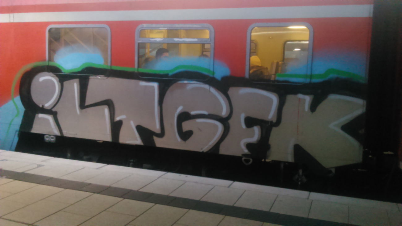 Graffiti Train in Wohnort - Photo by moschek - Ilt, gfk (2015)
