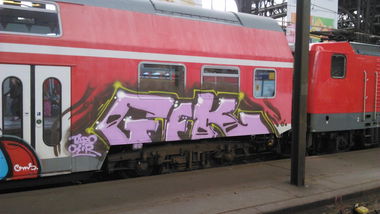 Graffiti Train in Wohnort - Photo by moschek - gfk (2015)