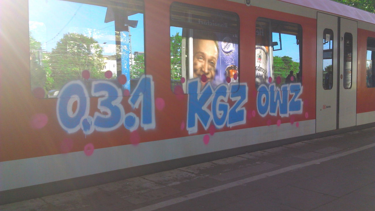 Graffiti Train in Wohnort - Photo by moschek - 031, kgz, owz (2015)