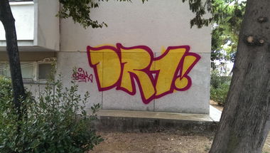 Graffiti Bombing in Split - Photo by moschek