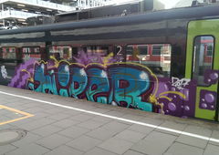 Graffiti Train in Nordbahn - Photo by moschek - Hiper (2017)