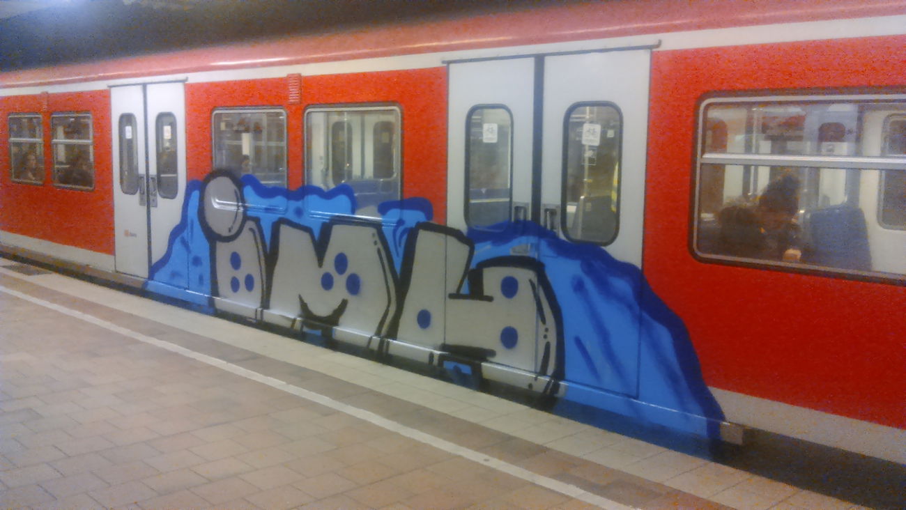 Graffiti Train in Wohnort - Photo by moschek - Imh (2015)