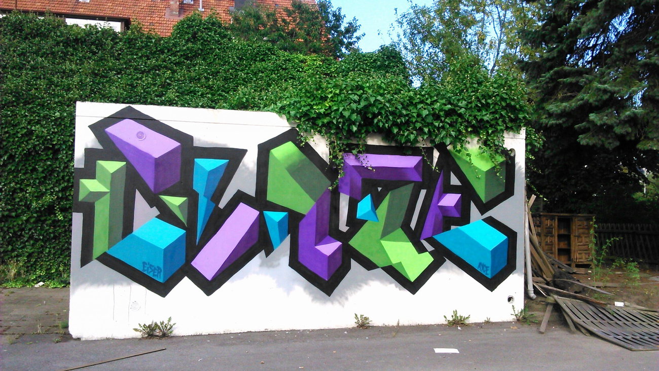 Graffiti Wall in Hamburg  - Photo by moschek - Glaze (2015)