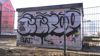 Graffiti Bombing - Photo by moschek - zztop