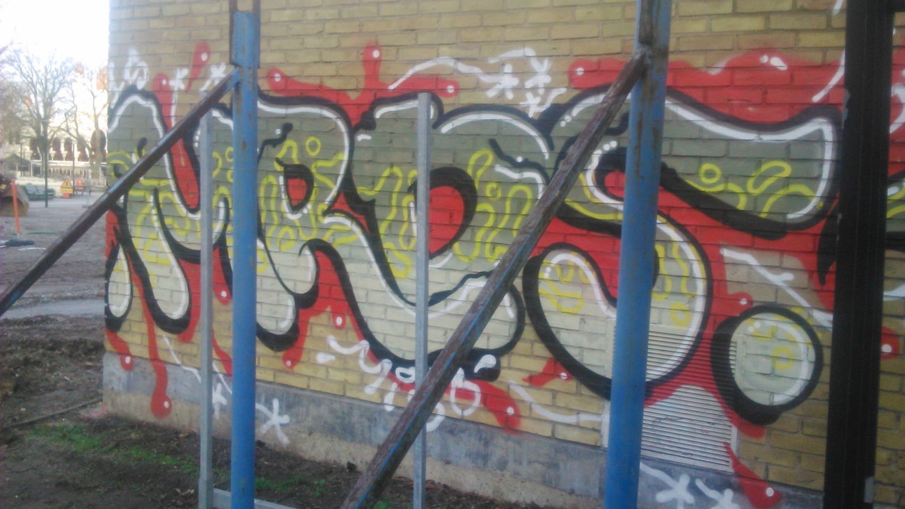 Graffiti Wall in Malmö  - Photo by moschek (2015)