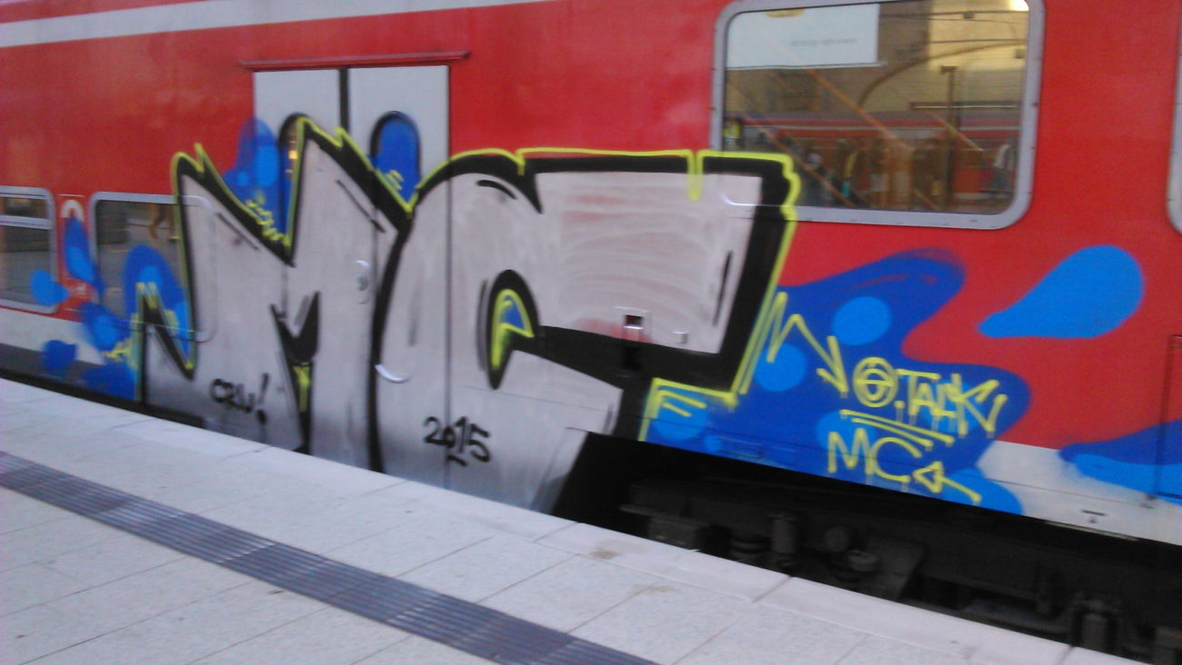 Graffiti Train in Wohnort - Photo by moschek - Mc