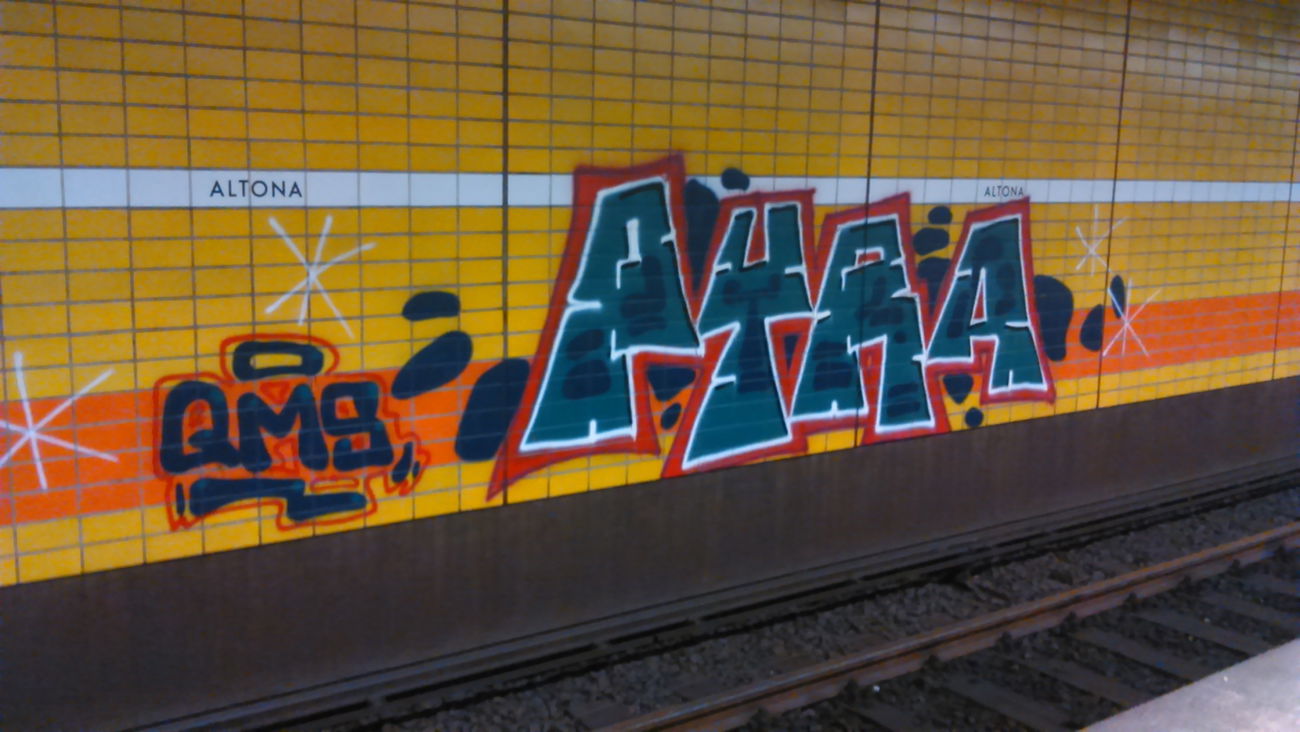 Graffiti Bombing in Bitte warten ... - Photo by moschek - qms