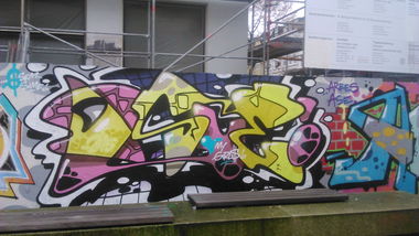 Graffiti Wall in Hamburg  - Photo by moschek