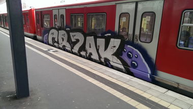 Graffiti Train - Photo by moschek (2017)