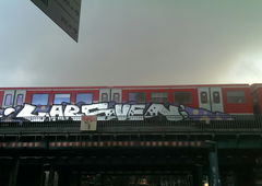 Graffiti Train - Photo by moschek - Hsr, rgb, lars (2016)