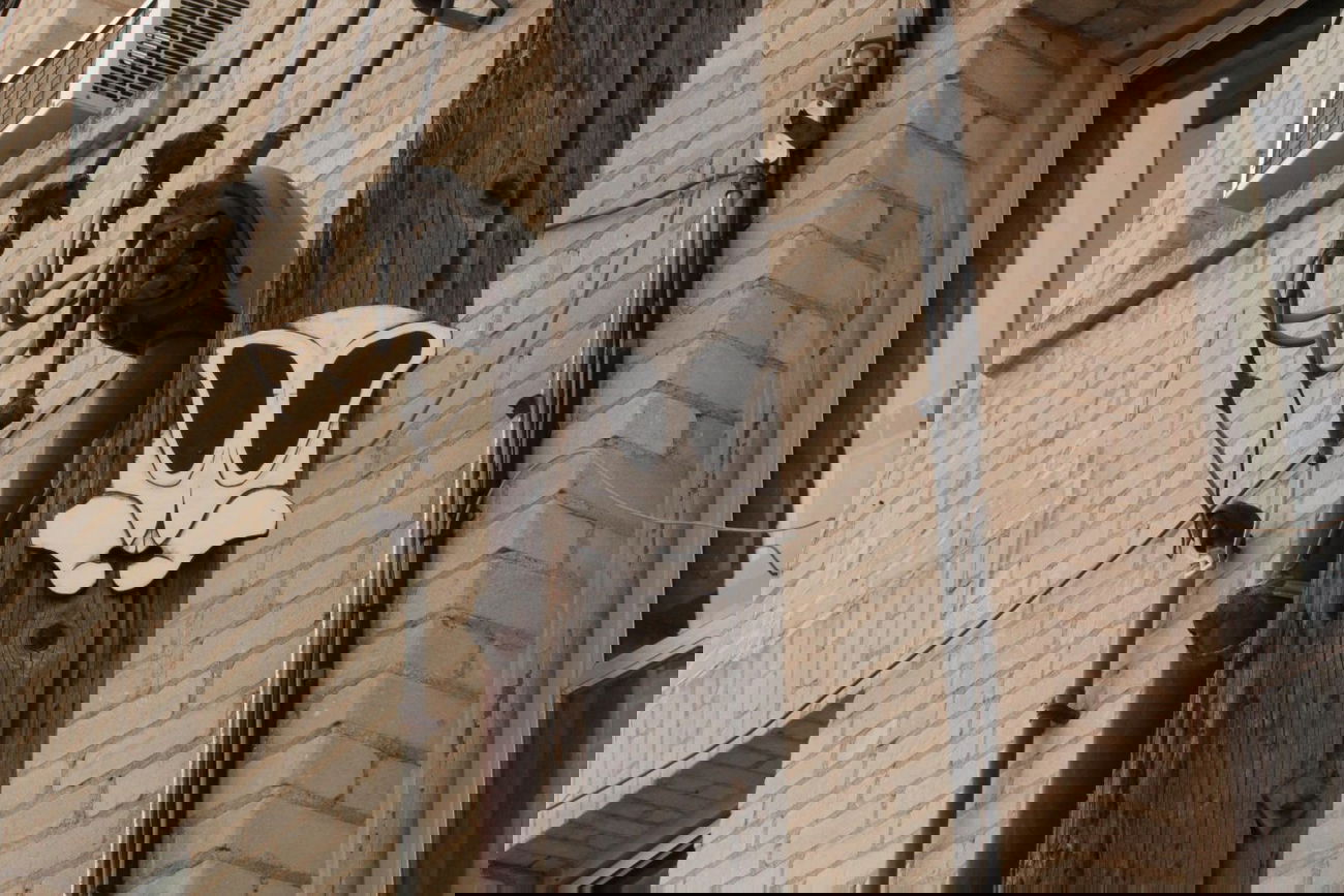 Graffiti Street Art in Winnipeg - Photo by mouthful (2014)