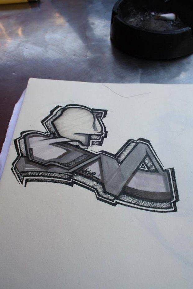 Graffiti Sketch - Photo by movestedy (2013)