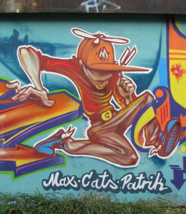 Graffiti Wall - Photo by mrmax