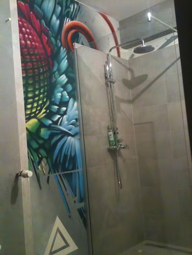 Graffiti Artwork - Photo by mrmax (2013)