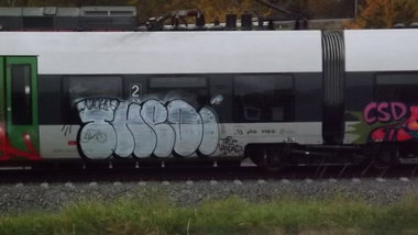 Graffiti Train - Photo by mumpitz - Nachos, Theo