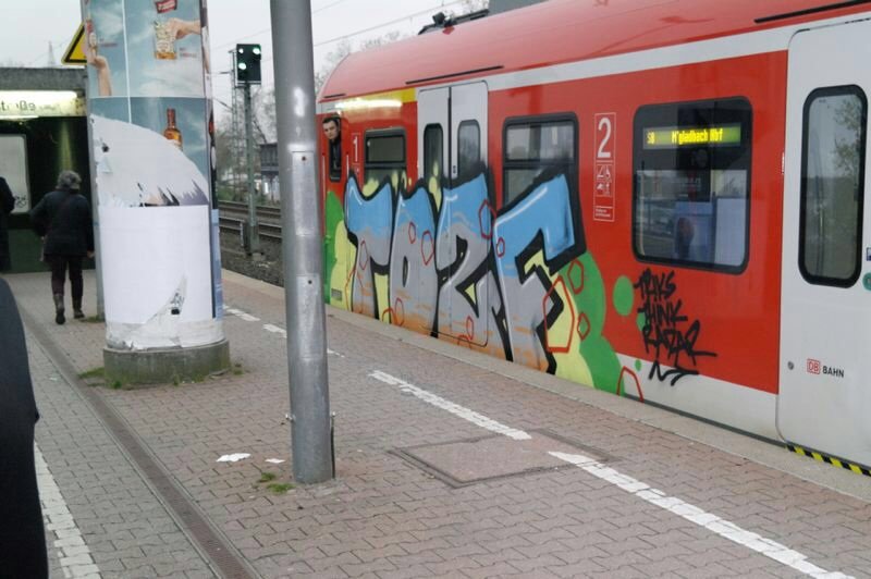 Graffiti Train - Photo by mutespottah (2013)