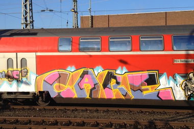 Graffiti Train - Photo by mutespottah (2013)
